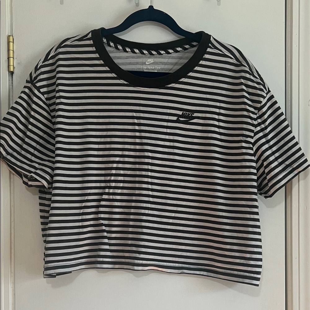 The Nike Tee